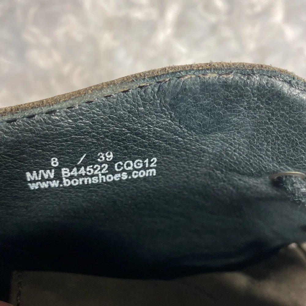 Born ankle leather booties size 8 tie slight heel beautifully distressed!! - Picture 7 of 12